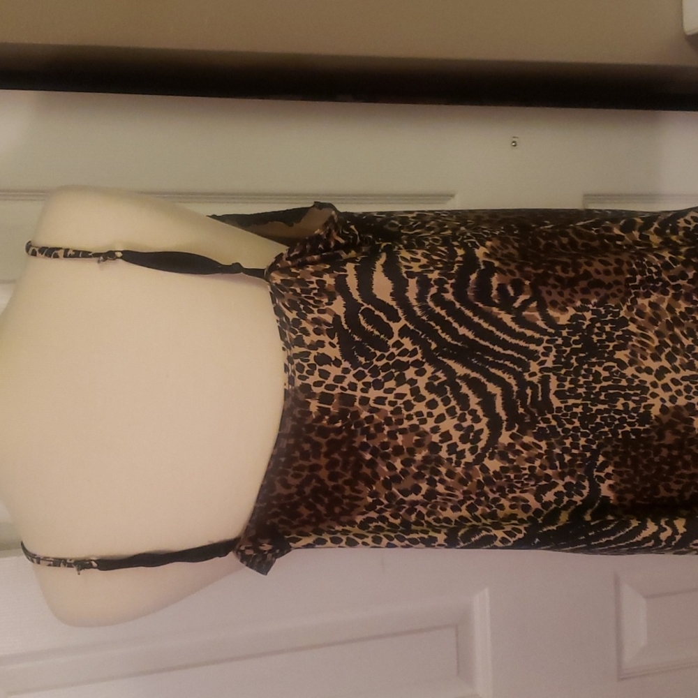 top - Picture 3 of 3